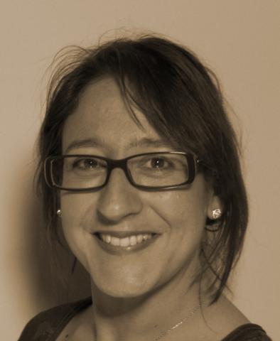 Porträt Mag. Dr. Ursula Costa